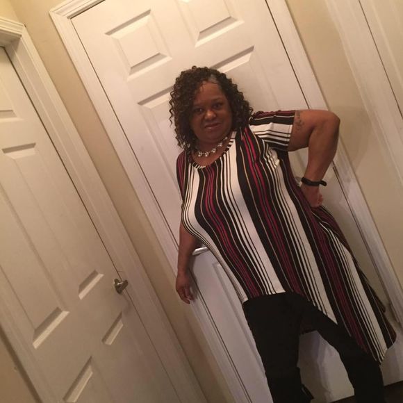 Meet your Posher, Kim - Picture 1 of 1